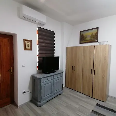 Apartment Luna Vendeghaz *