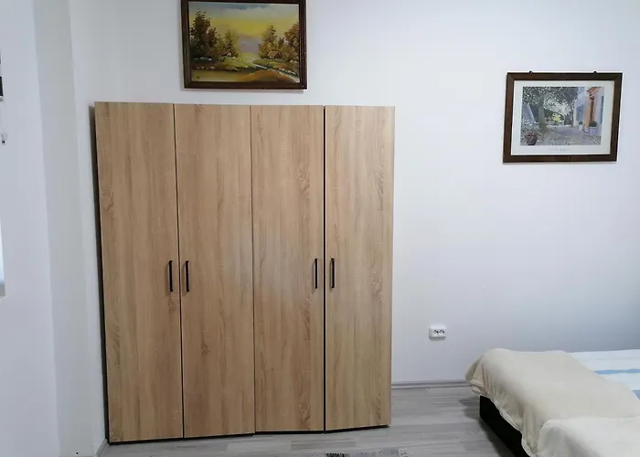 Luna Vendeghaz Ipolyvece