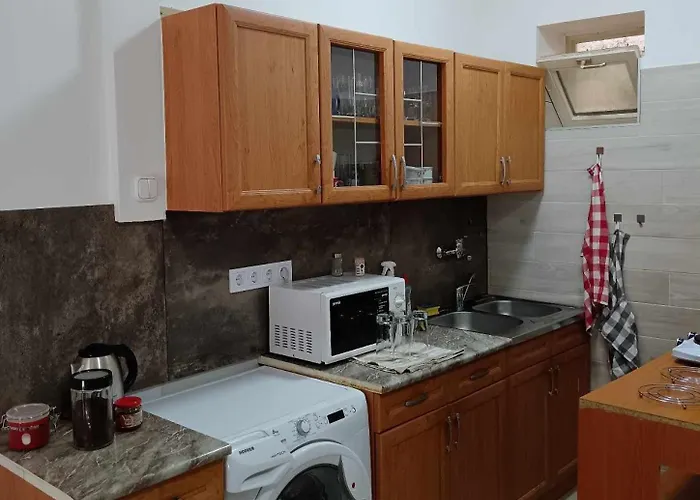 Luna Vendeghaz Ipolyvece